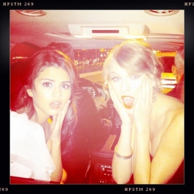 selena si taylor - xXxSellyxXx