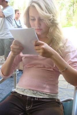 1295699754 - Chelsea Staub