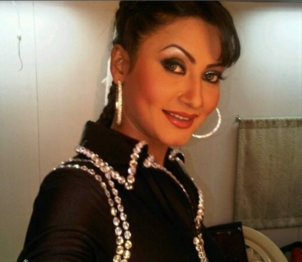 Mc-My collage - 19t86-17k - normal (17) - Zaara pyaar ki saugat