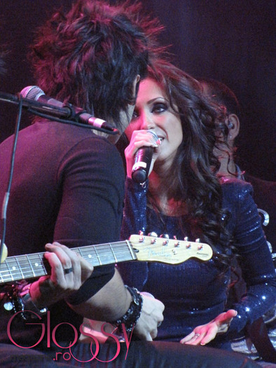 anahi-arenele-romane-indoor-04 - Anahi in Romania