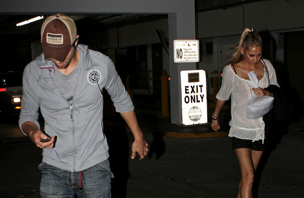 Enrique+Iglesias+Anna+Kournikova+Enrique+Iglesias+8g72LC6K6fel - Anna Kournikova and Enrique Iglesias Go to Dinner