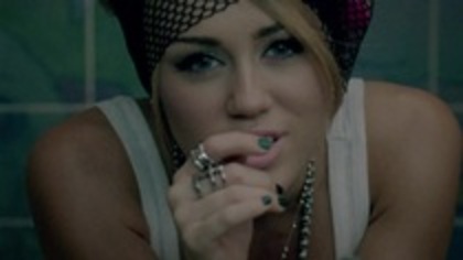 29386900_IVATRPZCW - Miley Cyrus-Who Owns My Heart
