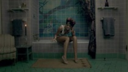 29387066_GJROTXCQW - Miley Cyrus-Who Owns My Heart