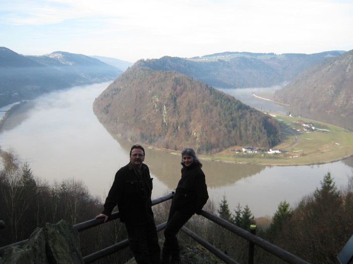 Donaublick -am ajuns sus - Regensburg-straubing-passau-linz-Grein-Melk-Tuln-Wiena