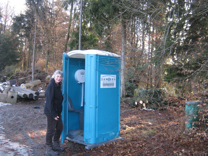 WC in padure pentru turisti