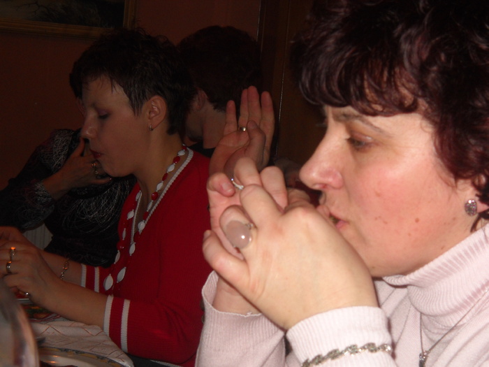 la carne...cu bluza ...roz - EVELIN la ZIUA EI