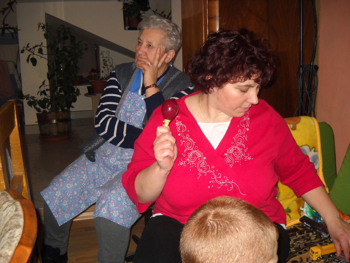 dati muzica mai tare - EVELIN la ZIUA EI