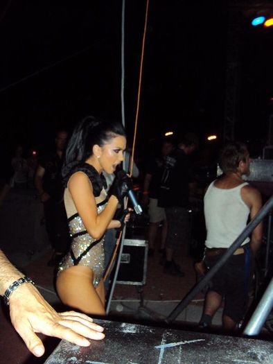 inna-desemnata-artista-cu-cele-mai-tari-costume-de-scena