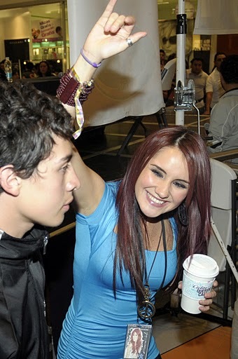 XF4_043 - Dulce Maria