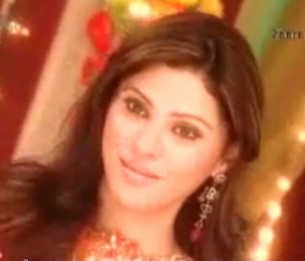 Mc-My collage - 19t86-17l - normal (5) - Zaara pyaar ki saugat