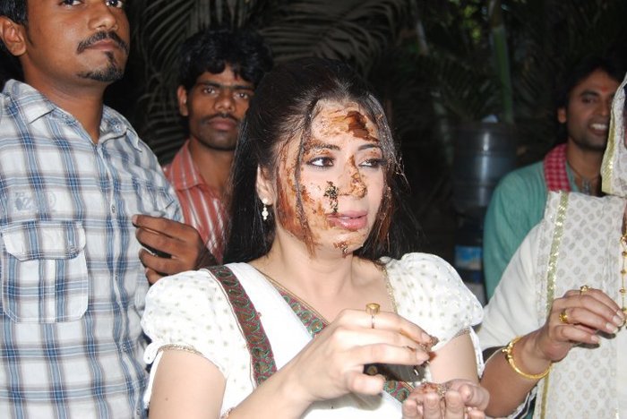 20356969_OFAYIIAWI - Zaara pyaar ki saugat