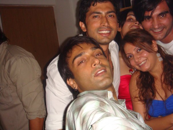 20530330_EQZLODSYF - Zaara pyaar ki saugat