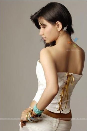 20987384_XVAOGWKCB - Zaara pyaar ki saugat