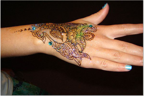 hena18