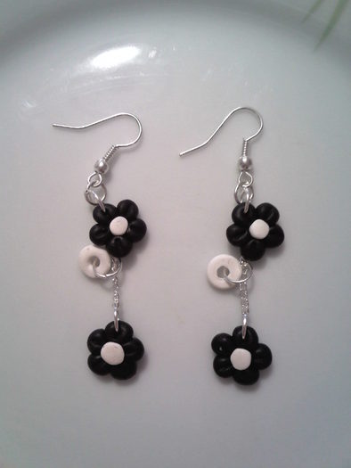 IMG375cercei floricele fimo 10 lei