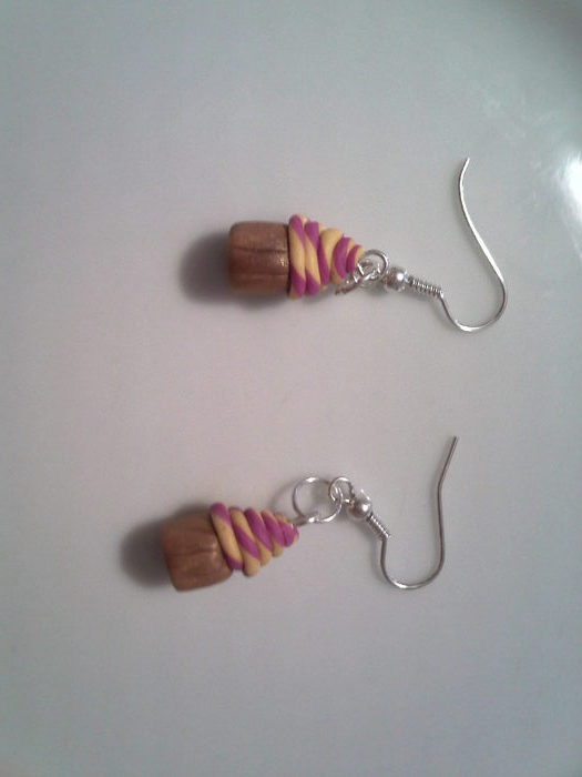 IMG376cercei inghetata fimo 8 lei