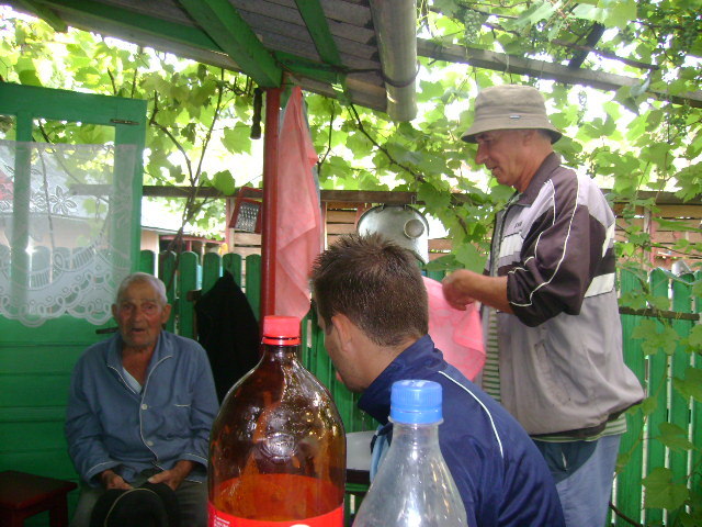 au casa deasupra prutului