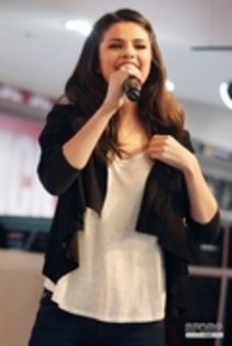 selena (94) - selena gomez