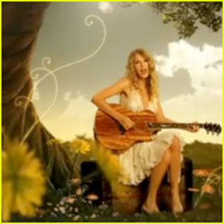 taylor-swift-fifteen-music-video