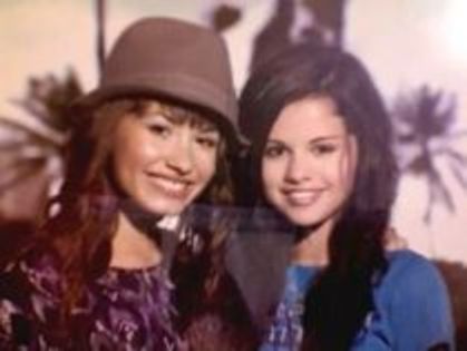 selena (119)