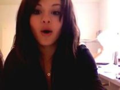 selena (120)