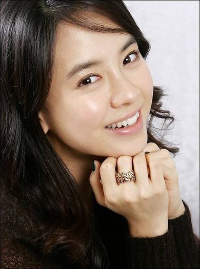 38019_406881372446_170113192446_5114765_2079995_n - a---ji hyo song---a