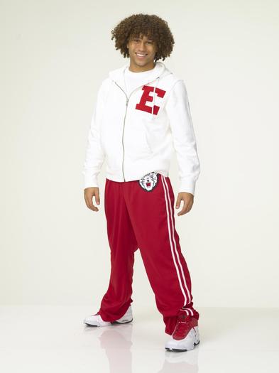 High-School-Musical-3-Corbin-Bleu-high-school-musical-2600682-1917-2560 - corbin bleu