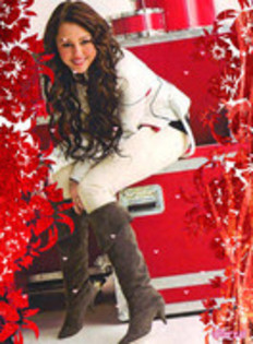 23653979_JVWFDYFVT - wow wow wow