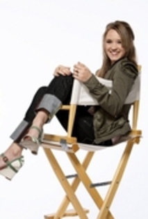 colega de camera=emily osment - camera de hotel 1-coleg cu cate o vedeta