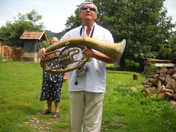 ...de-ti vine sa sufli in trombon - EU cu MINE