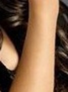 71157_163653887006271_2638663_n_009