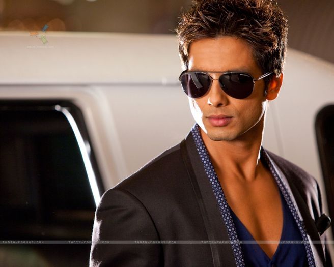 59470-shahid-kapoor-in-the-movie-badmaash-company - Shahid Kapoor