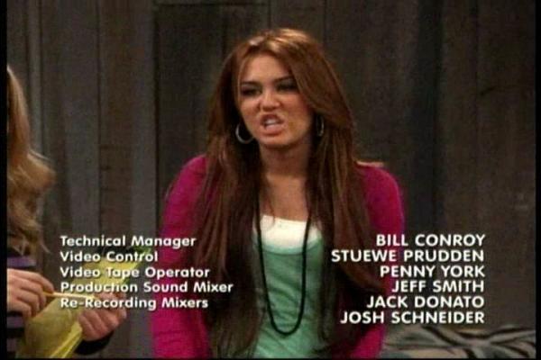 normal_173 - x For Miley s fans