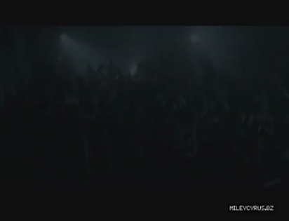 normal_000000000012 - x For Miley s fans