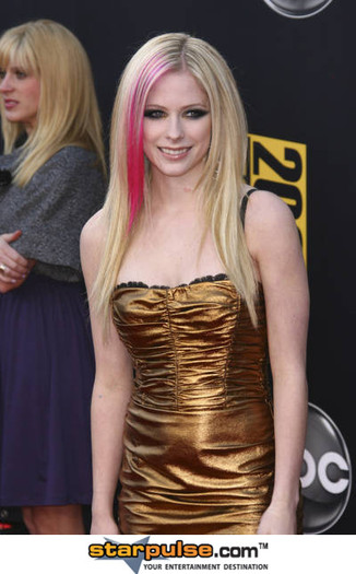 Avril Lavigne-CSH-032886 - At Music Awards