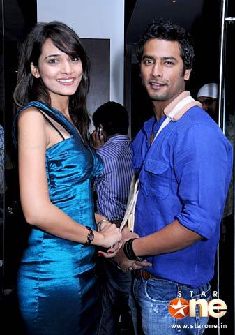 261010052136neha_and_shehbaz - Dill Mill Gayye farewell party