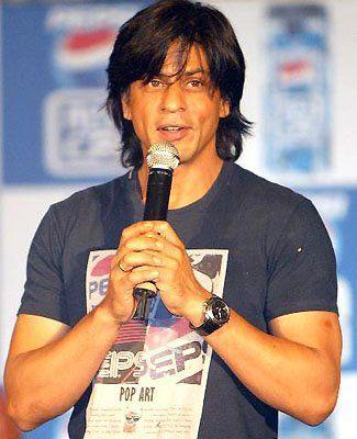 Shahrukh_Khan_1256700286_1