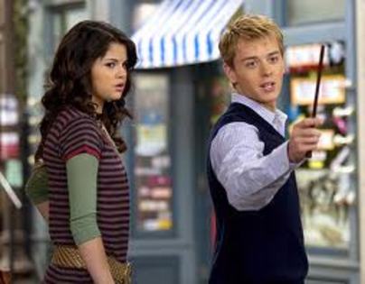 Magicienii din Waverly Place Magicienii din Waverly Place