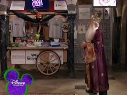 Magicienii din Waverly Place Magicienii din Waverly Place