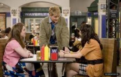 Magicienii din Waverly Place Magicienii din Waverly Place