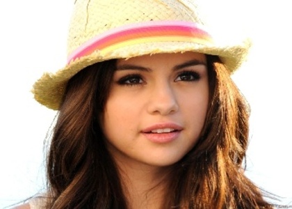 selena gomez Wallpaper__yvt2 - Selena Gomez