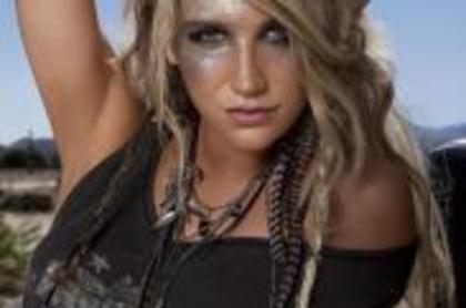 Press shot 7WEB - Kesha