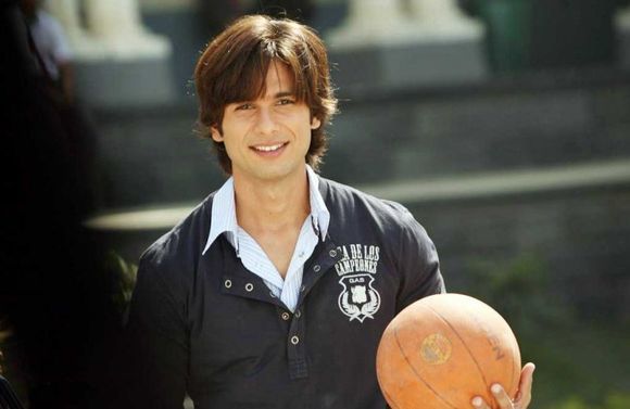 shahid-kapoor-288937l-poza - XxxPAARHSHAA