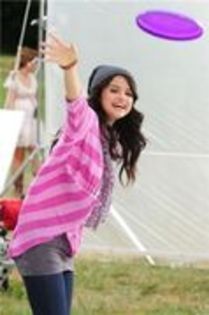 selena (104)