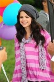 selena (128)