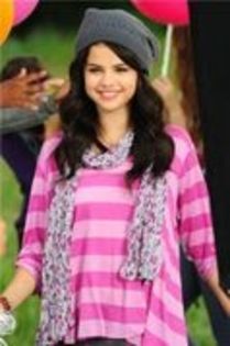 selena (131)