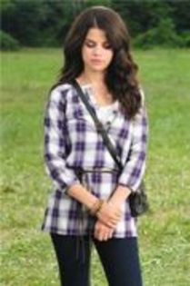 selena (140)