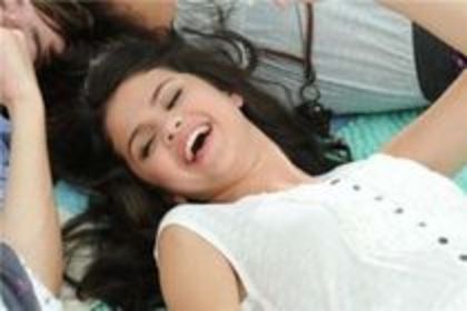 selena (163)