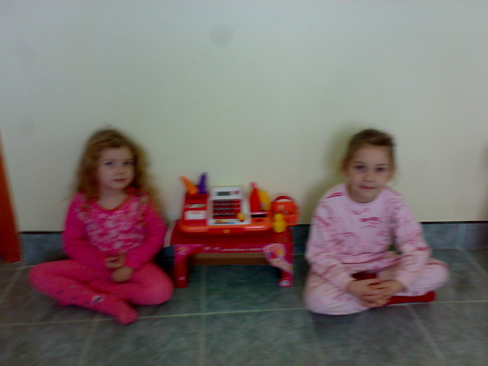 08012011017 - familie