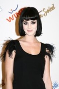 29679046_AIECYVVNQ - katy perry